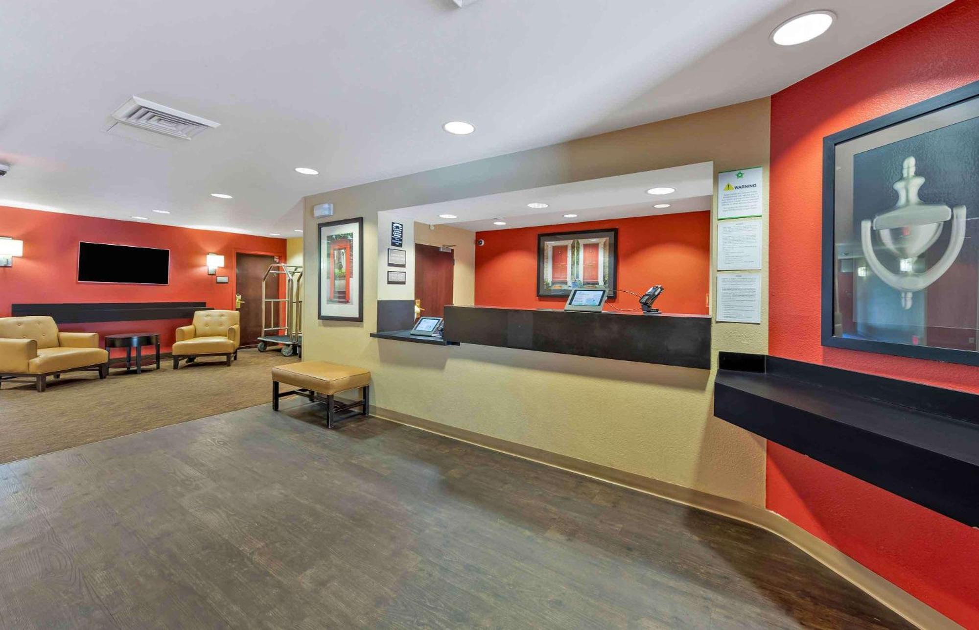 Extended Stay America Suites - Chicago - Vernon Hills - Lake Forest Bagian luar foto