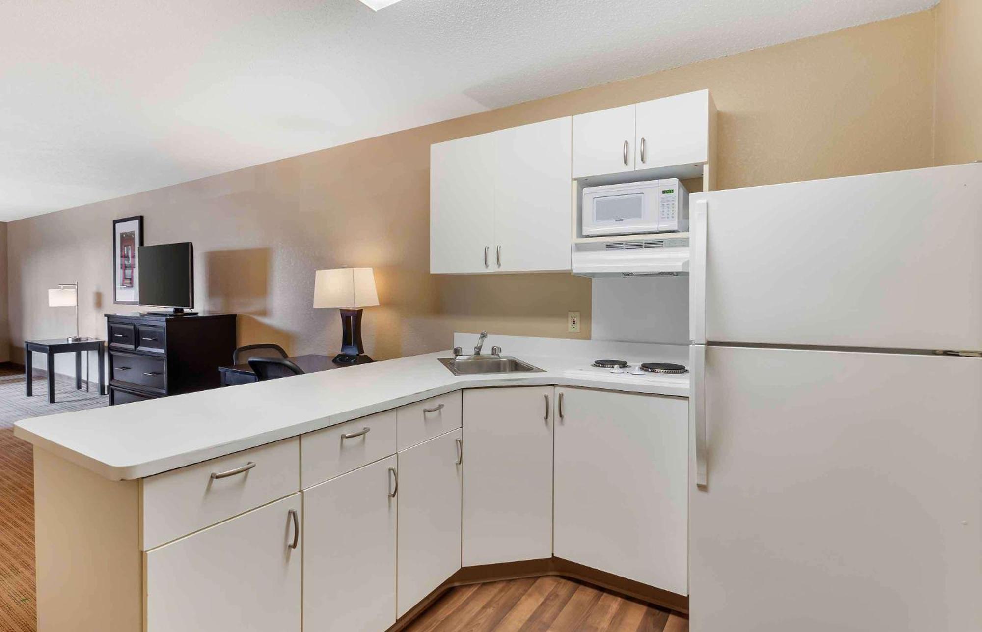 Extended Stay America Suites - Chicago - Vernon Hills - Lake Forest Bagian luar foto