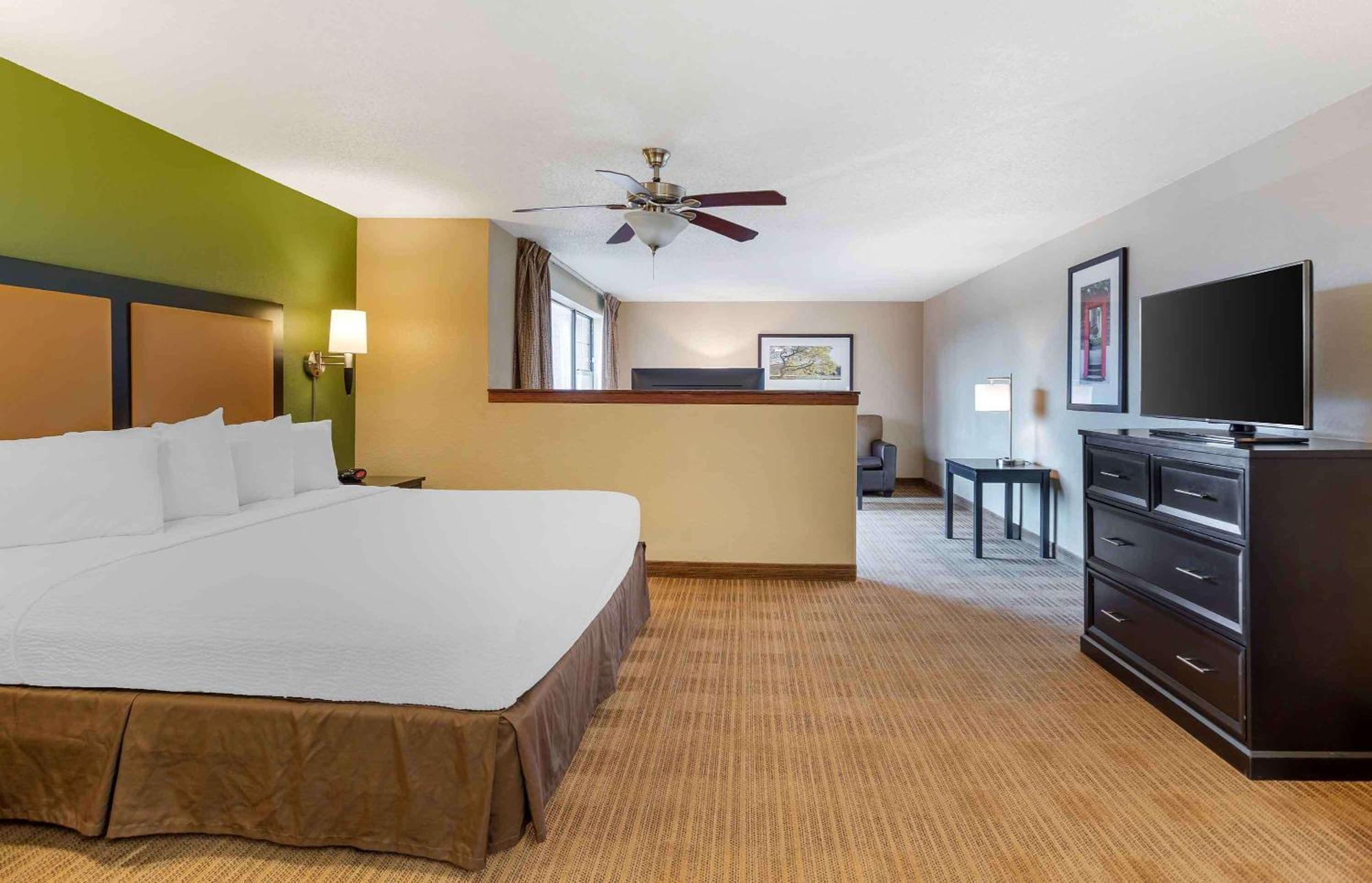 Extended Stay America Suites - Chicago - Vernon Hills - Lake Forest Bagian luar foto