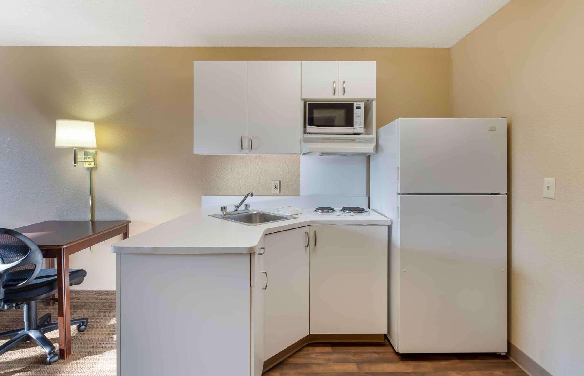 Extended Stay America Suites - Chicago - Vernon Hills - Lake Forest Bagian luar foto