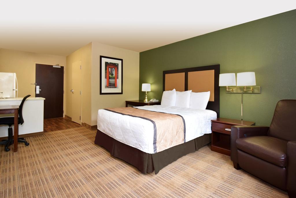 Extended Stay America Suites - Chicago - Vernon Hills - Lake Forest Bagian luar foto
